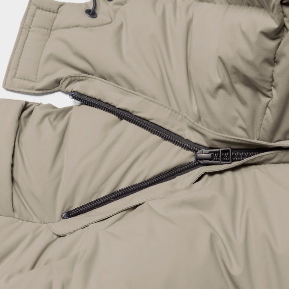 Aritzia/TNA: Super Puff, Taupe, Size XS/S - Picture 9 of 12